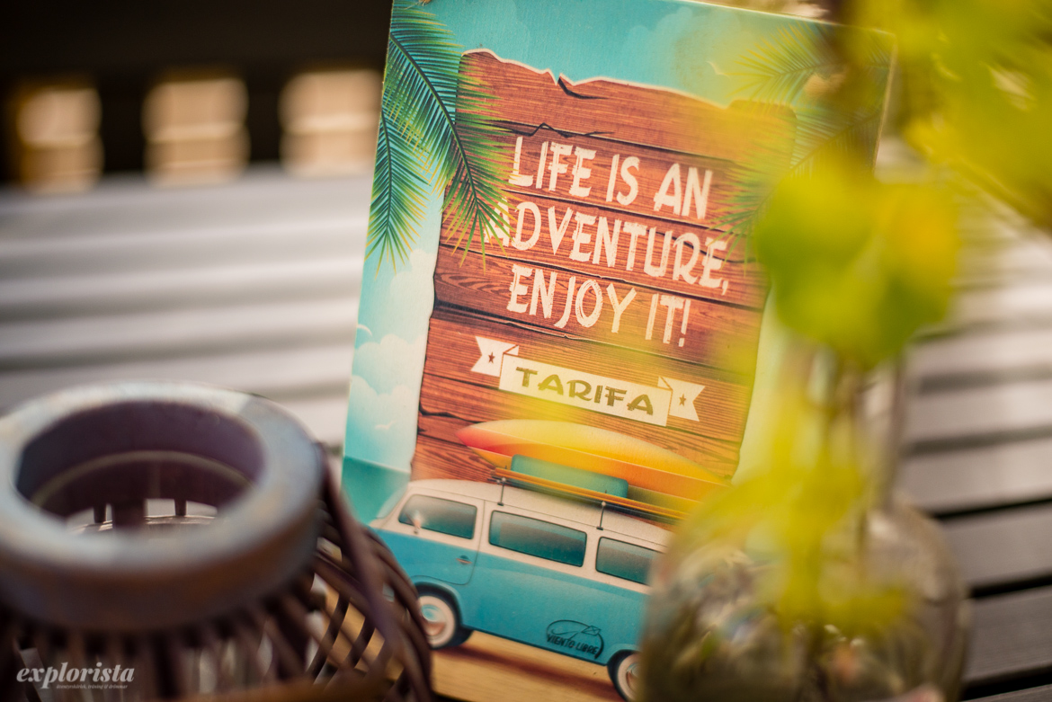 skylt: Life is and adventure, enjoy it