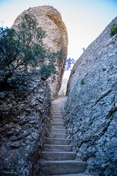 trappor genom berg