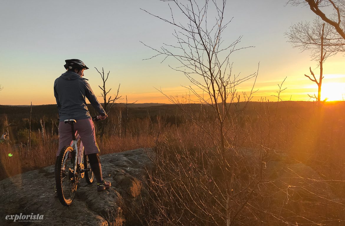 solnedgång explorista mountainbike